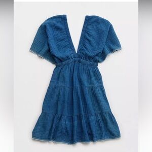 NWT Aerie Pool-to-Party Flutter Sleeve Dress 🤍